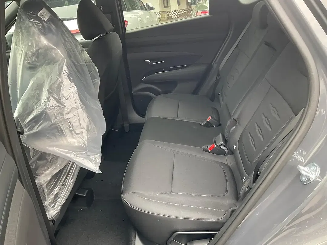 Hyundai TUCSON - Thumbnail 3