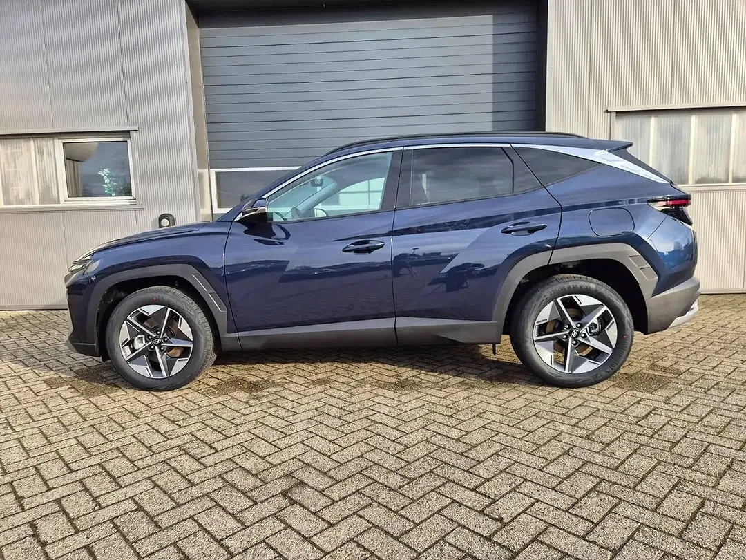 Hyundai TUCSON - Thumbnail 2