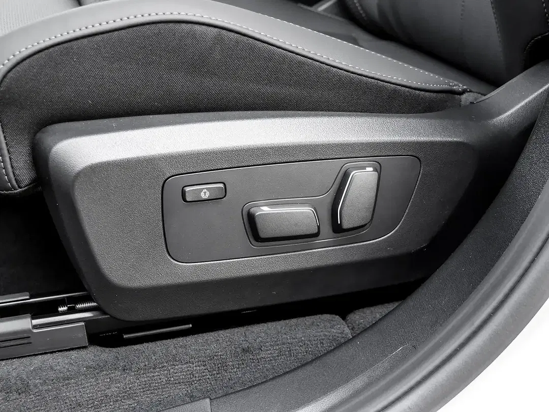 BMW X3 - Thumbnail 12