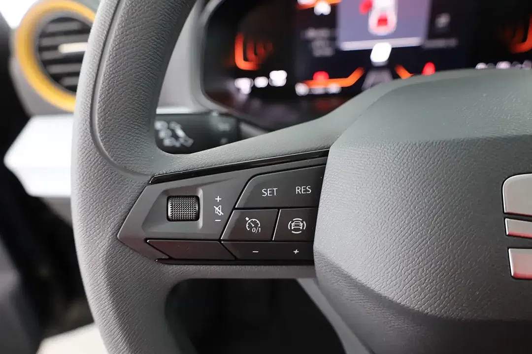 SEAT Ibiza - Thumbnail 14