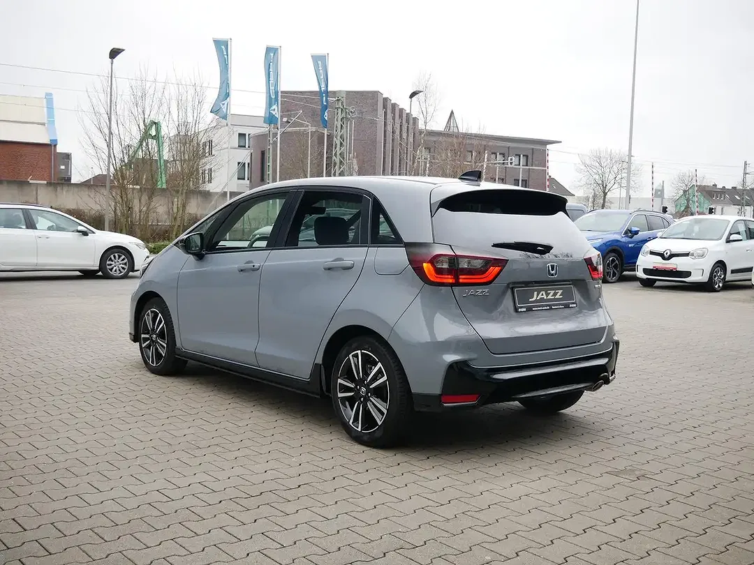 Honda Jazz - Thumbnail 8