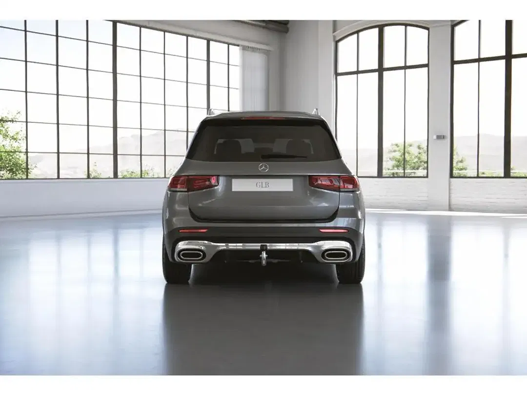 Mercedes-Benz GLB 250 - Thumbnail 4