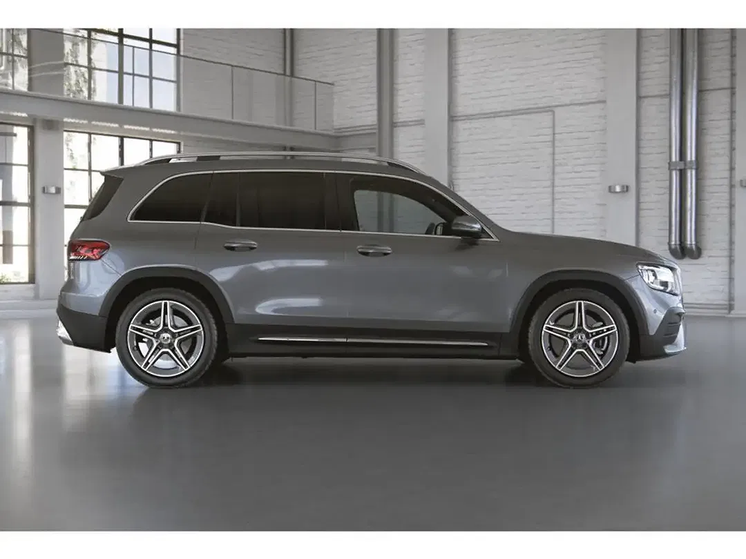 Mercedes-Benz GLB 250 - Thumbnail 5
