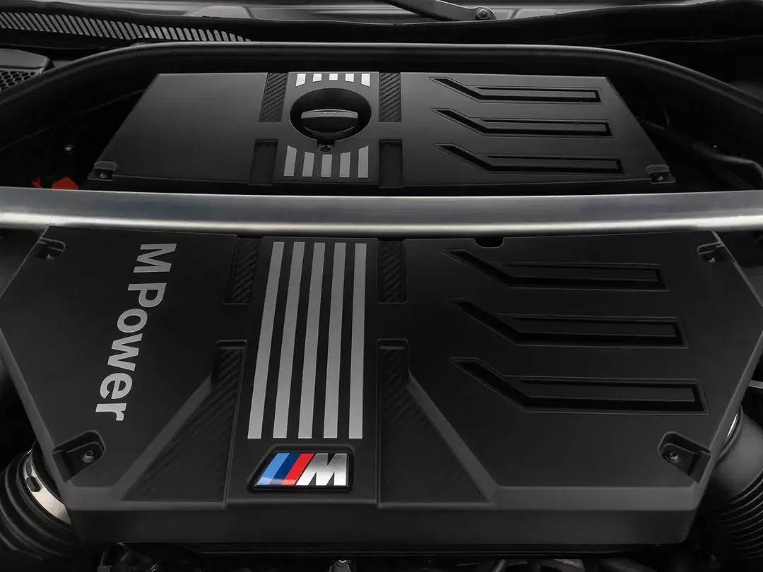 BMW X4 M - Thumbnail 14