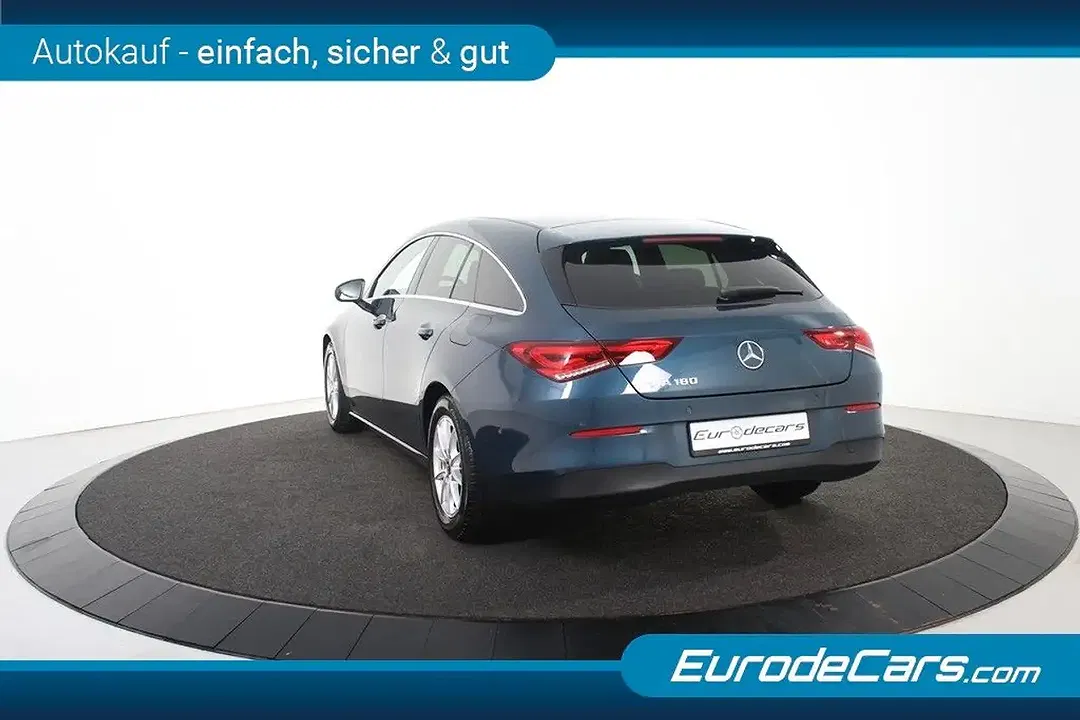 Mercedes-Benz CLA 180 - Thumbnail 6