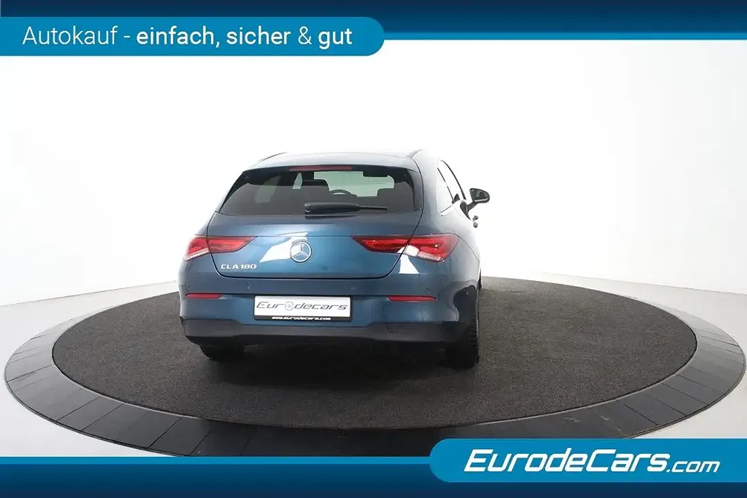 Mercedes-Benz CLA 180 - Thumbnail 7