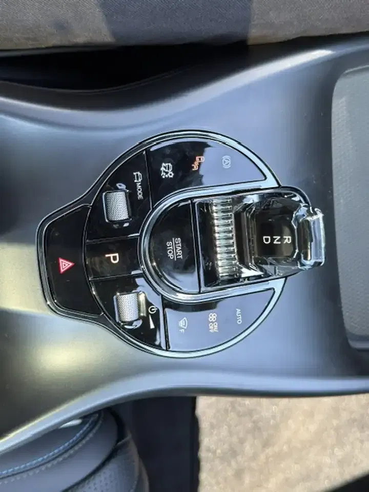 BYD Seal - Thumbnail 25