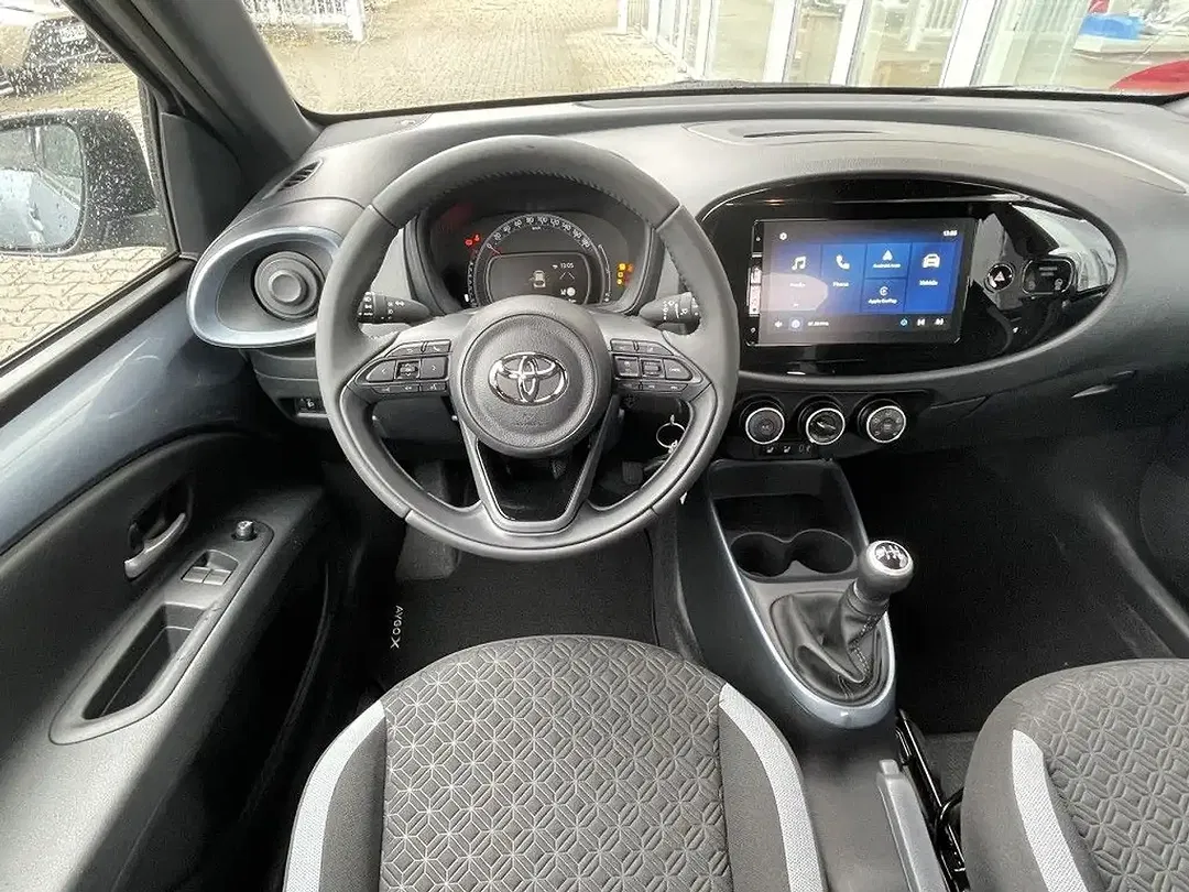 Toyota Aygo X - Thumbnail 8
