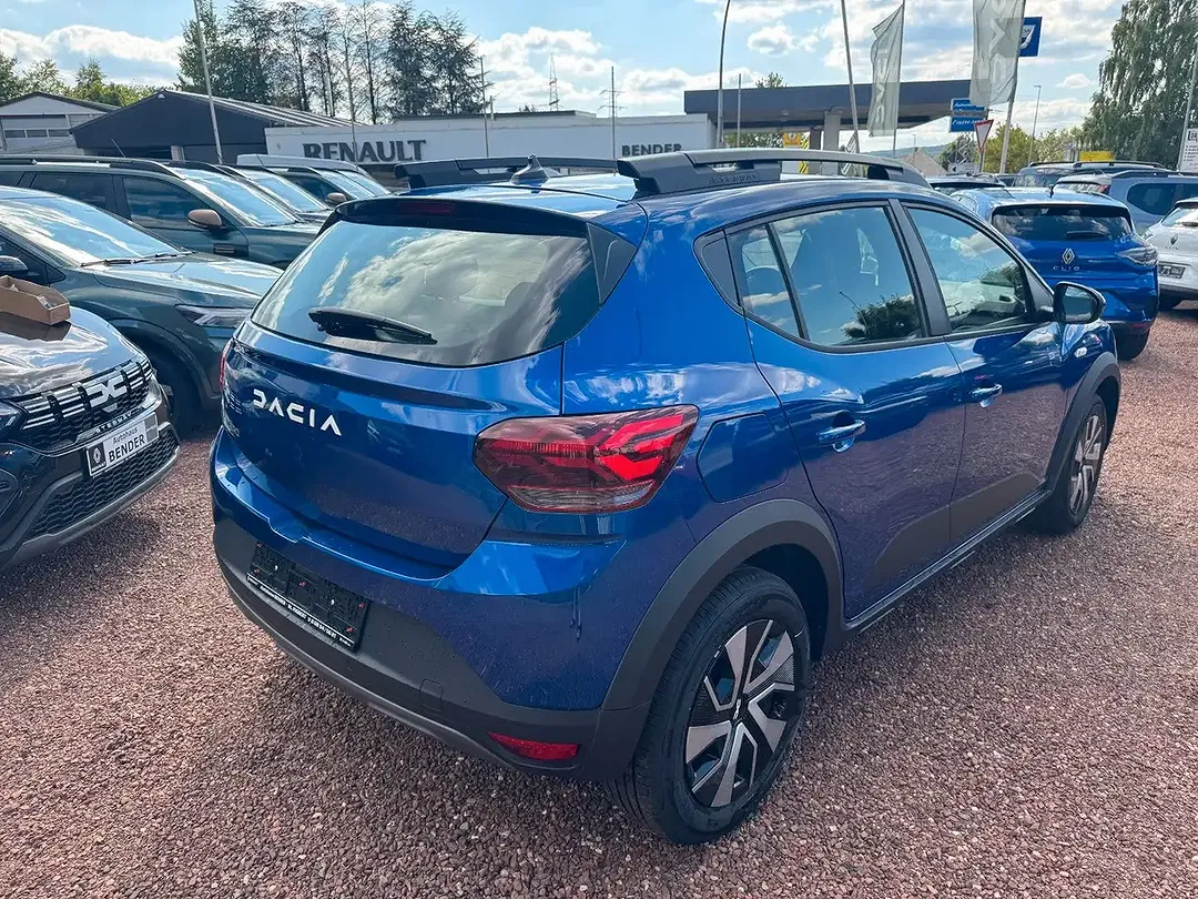 Dacia Sandero - Thumbnail 9