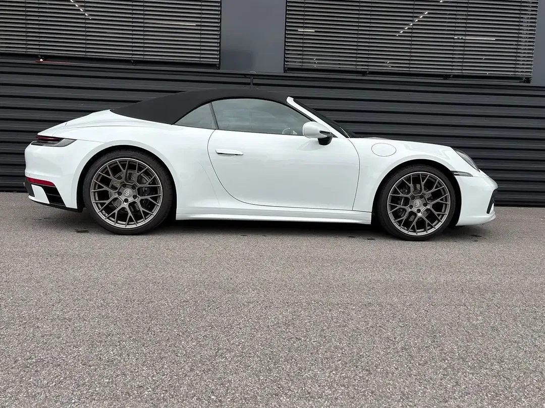 Porsche 992 Carrera - foto 2