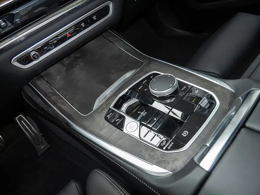 BMW X7 - Thumbnail 13