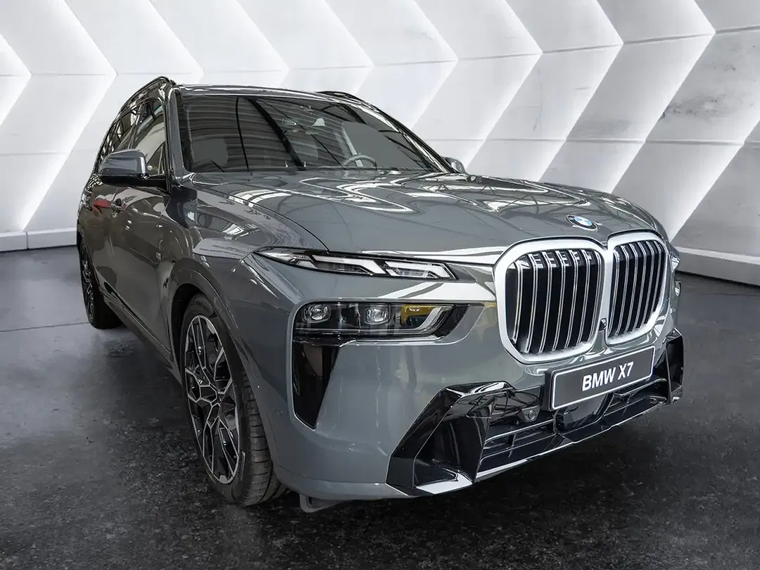 BMW X7 xDrive M Sport - foto 2