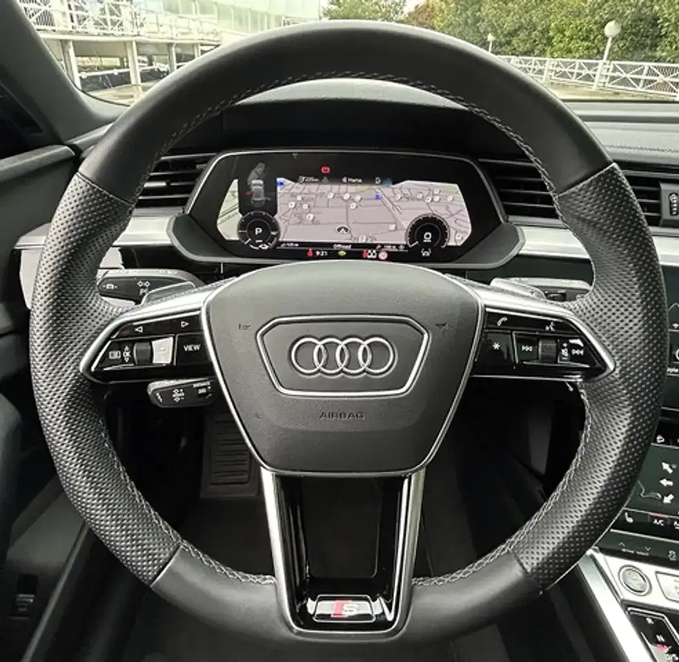 Audi Q8 e-tron - Thumbnail 14