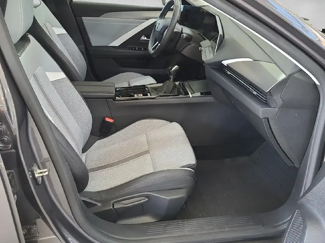 Opel Astra - Thumbnail 10