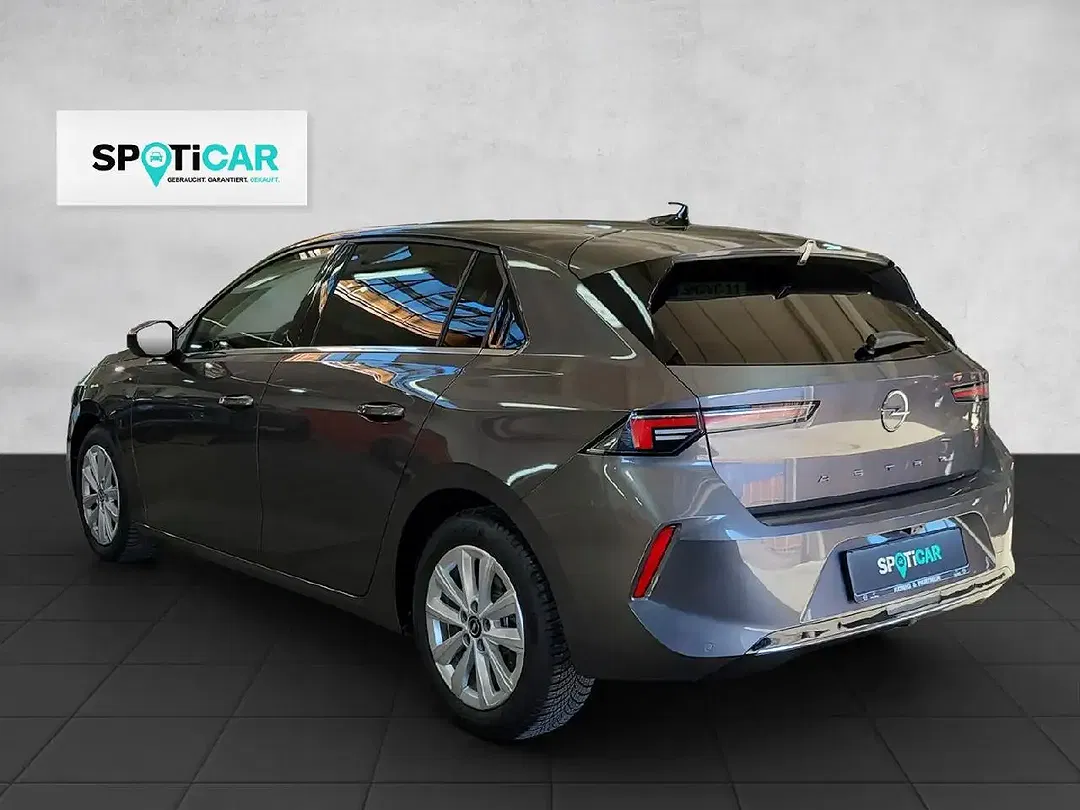Opel Astra - Thumbnail 4