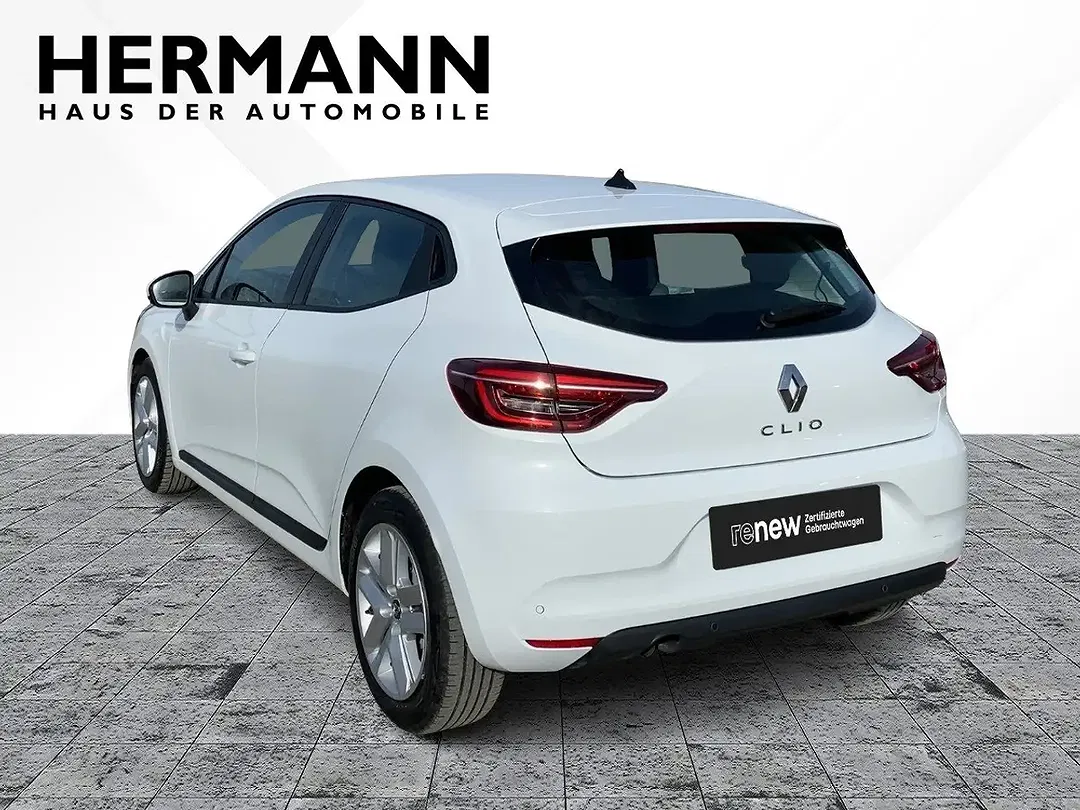 Renault Clio - Thumbnail 3