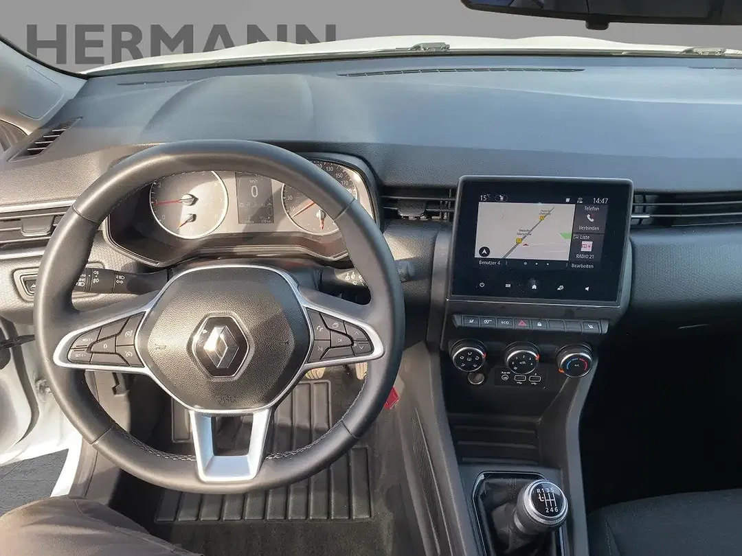 Renault Clio - Thumbnail 9