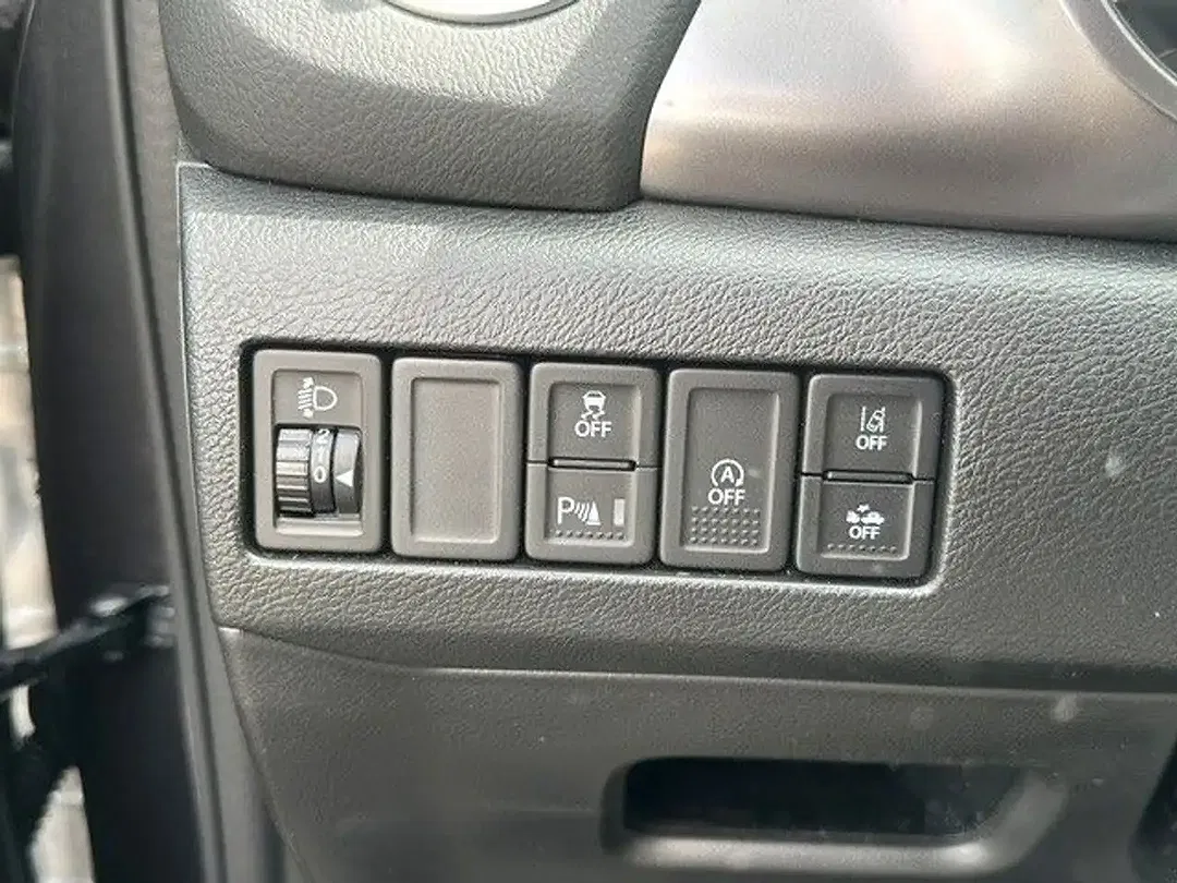 Suzuki Vitara - Thumbnail 13