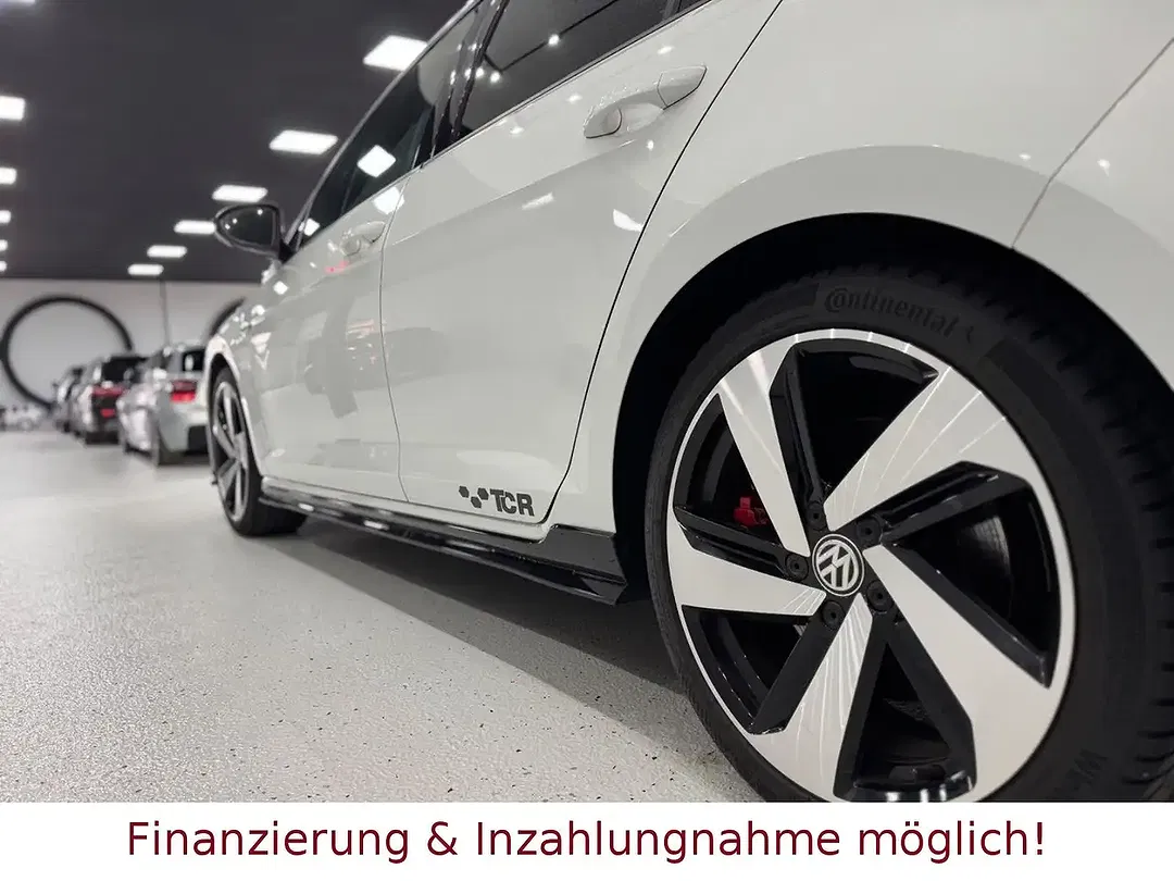 Volkswagen Golf - Thumbnail 11