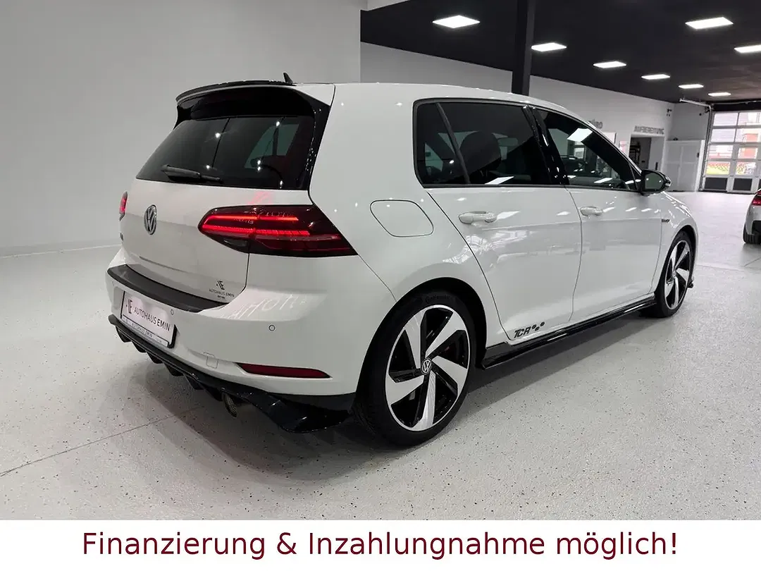 Volkswagen Golf - Thumbnail 6