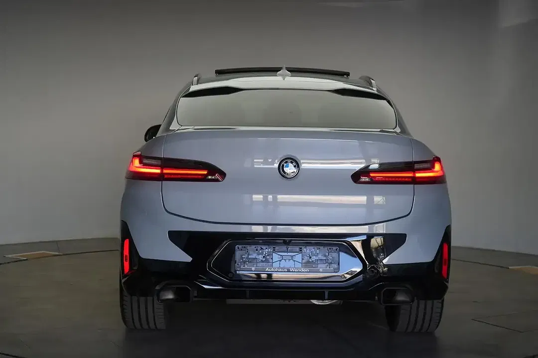 BMW X4 - Thumbnail 5