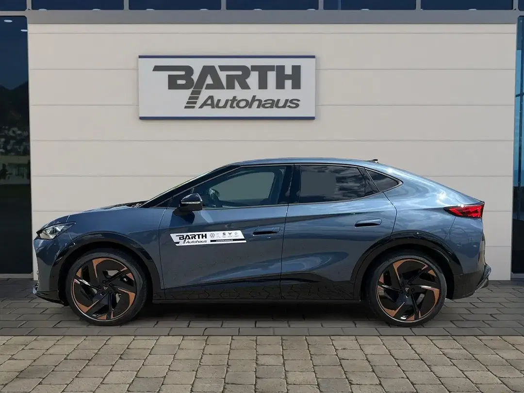 CUPRA Tavascan - Thumbnail 2