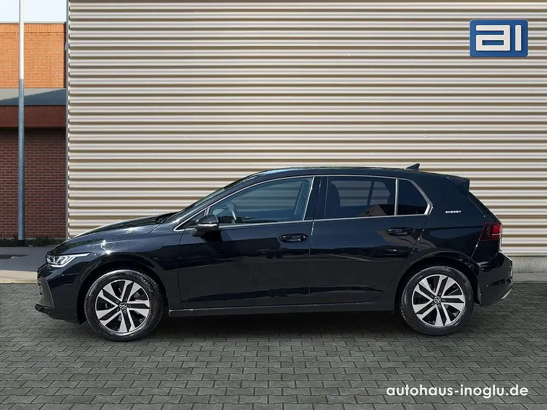 Volkswagen Golf - Thumbnail 2