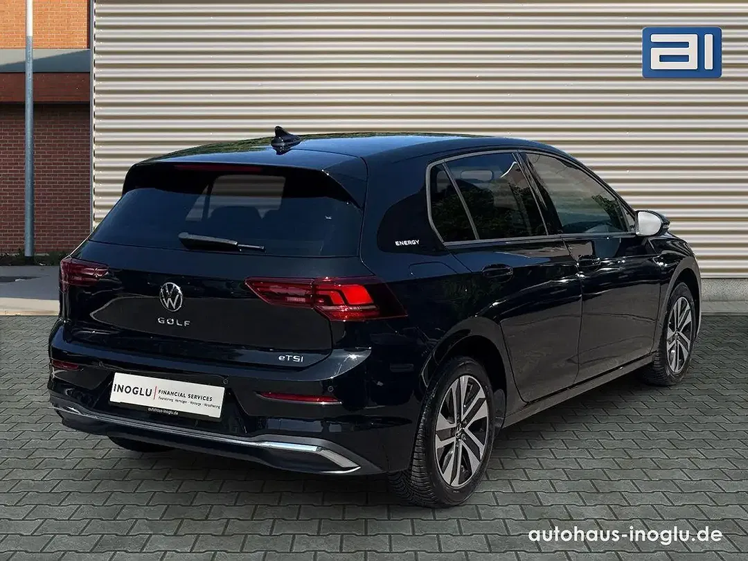 Volkswagen Golf - Thumbnail 9