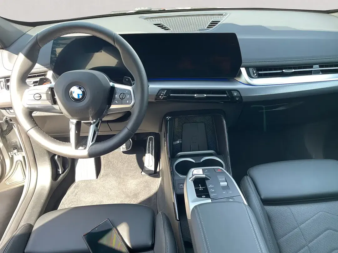 BMW X1 - Thumbnail 11