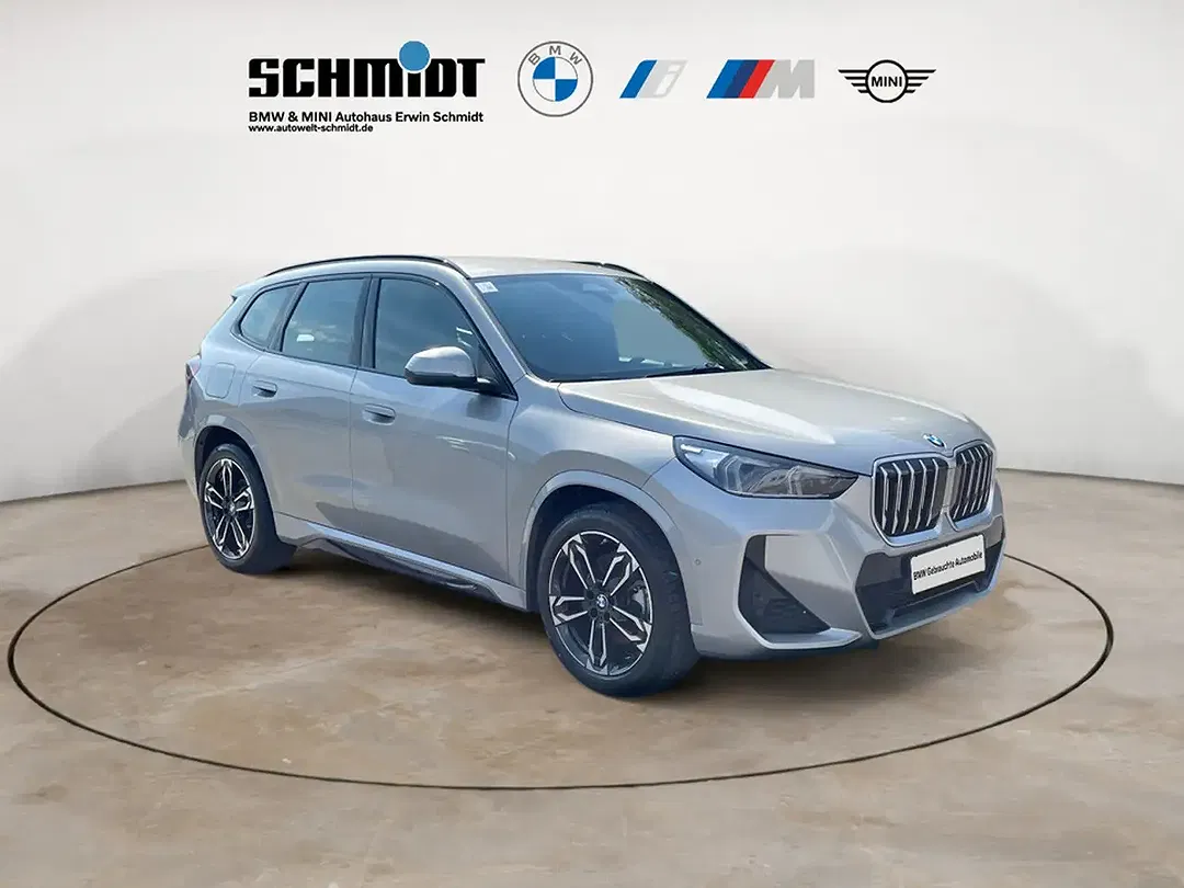 BMW X1 - Thumbnail 5