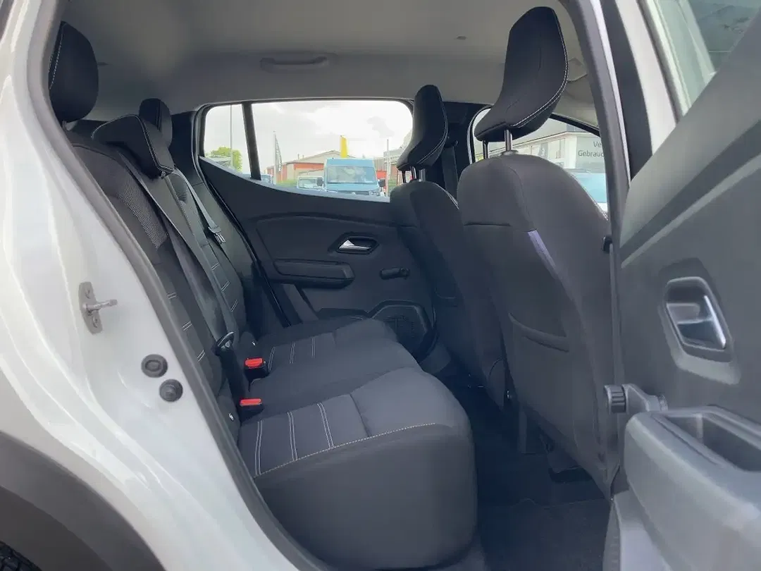 Dacia Sandero - Thumbnail 12