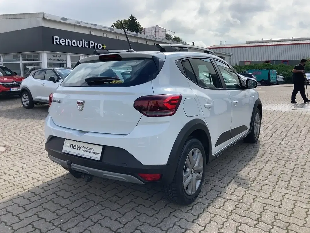 Dacia Sandero - Thumbnail 4