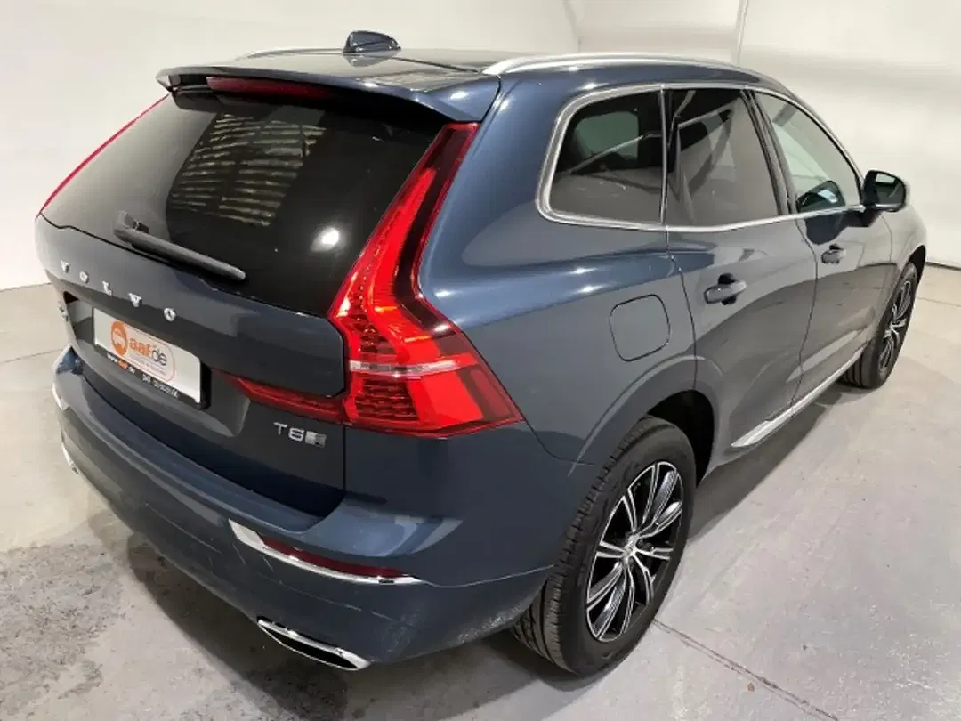 Volvo XC60 - Thumbnail 3