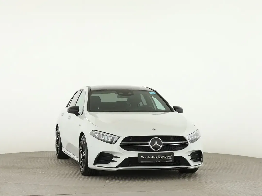 Mercedes-Benz A 35 AMG - Thumbnail 3