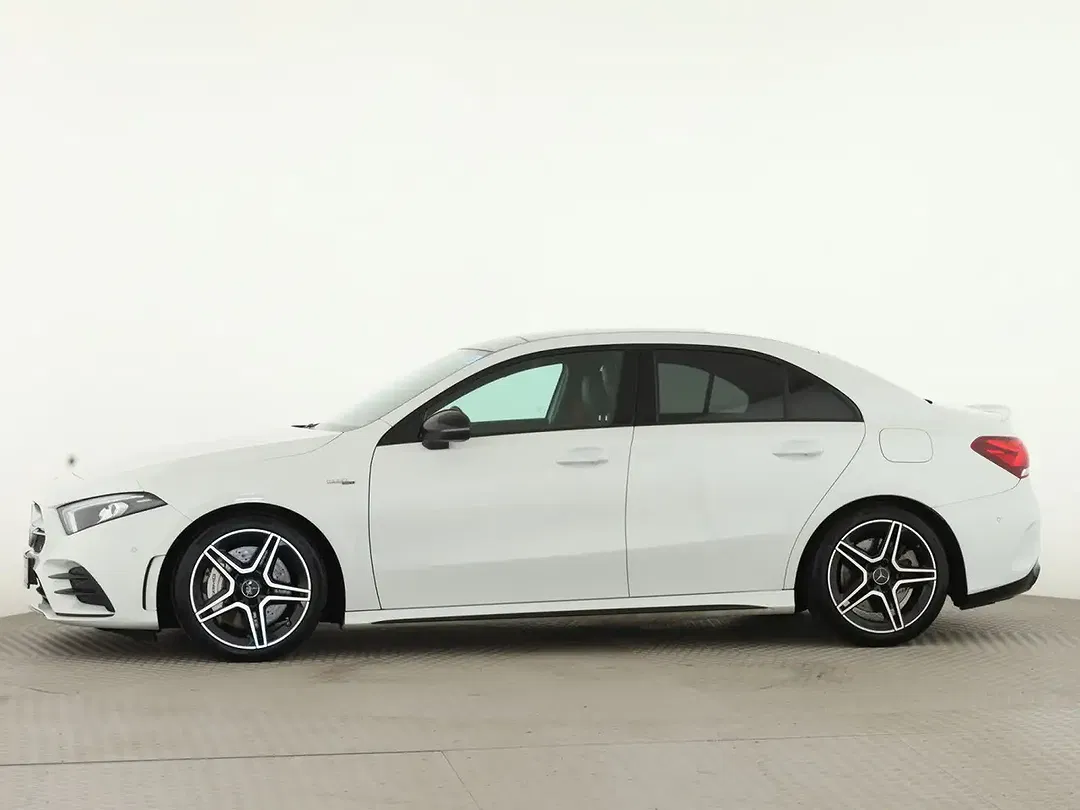 Mercedes-Benz A 35 AMG - Thumbnail 7