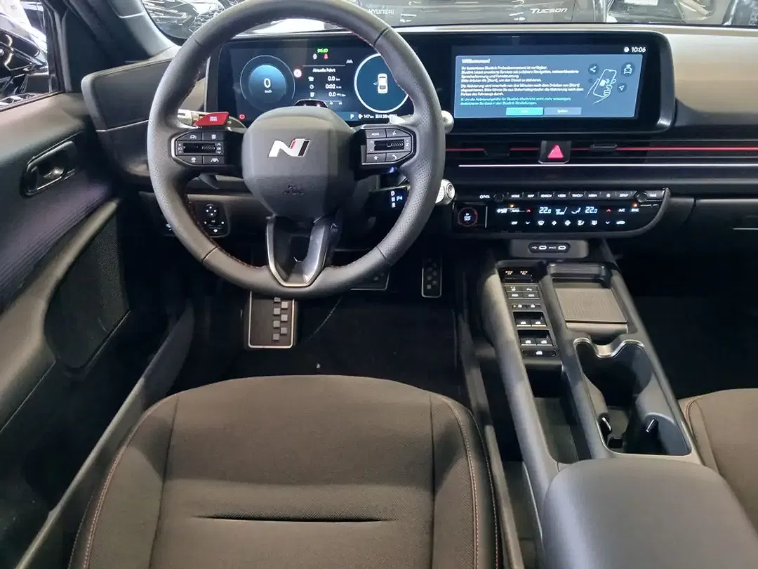 Hyundai IONIQ 6 - Thumbnail 13