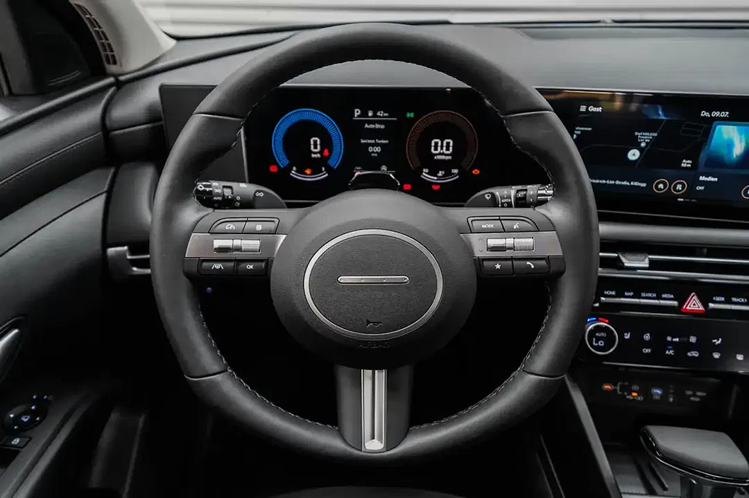 Hyundai TUCSON - Thumbnail 9