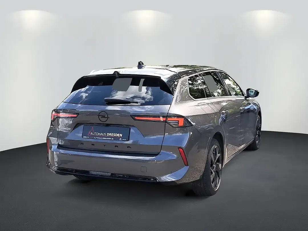 Opel Astra - Thumbnail 4