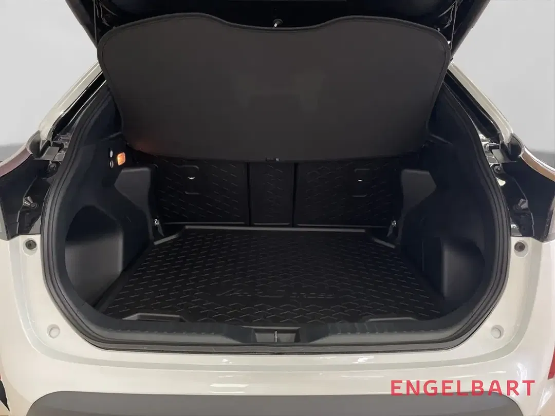 Toyota Yaris Cross - Thumbnail 12