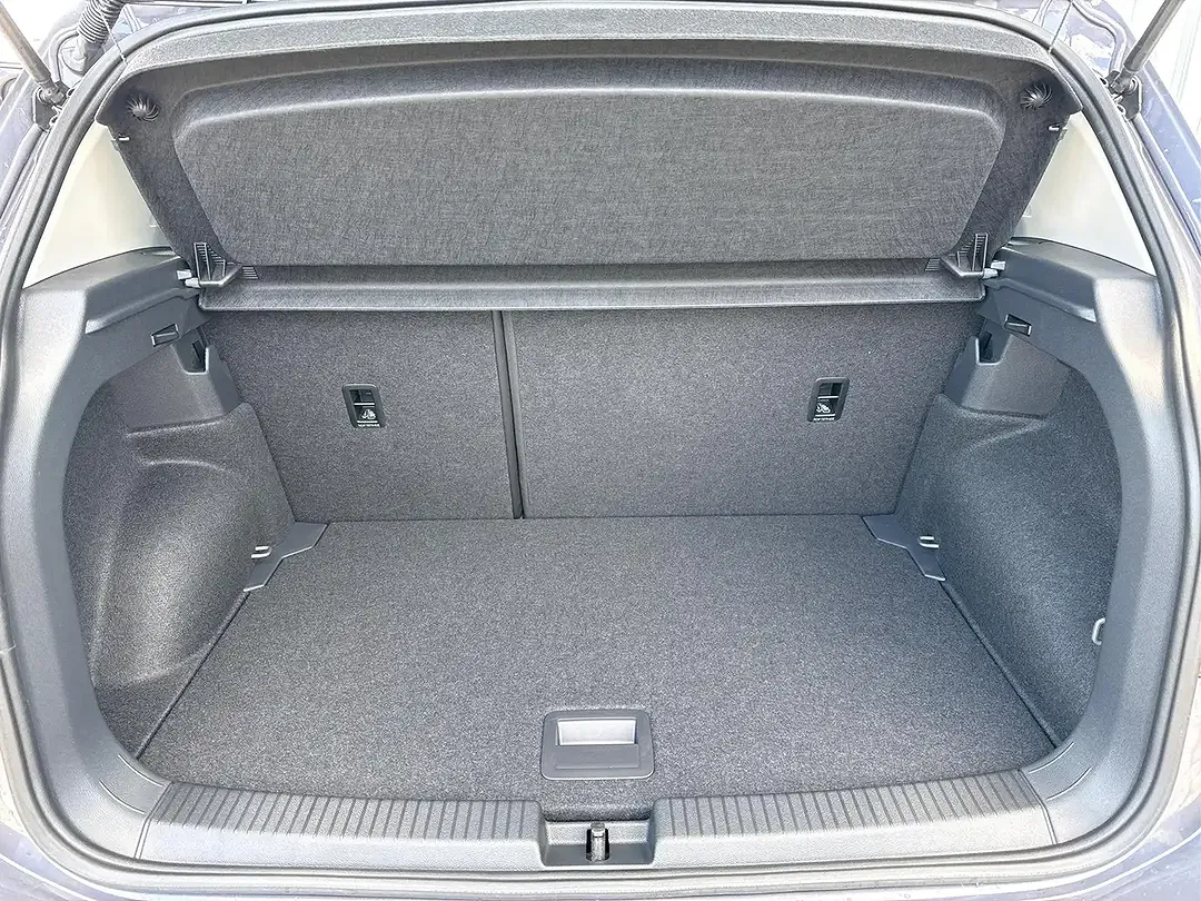 Volkswagen T-Cross - Thumbnail 10