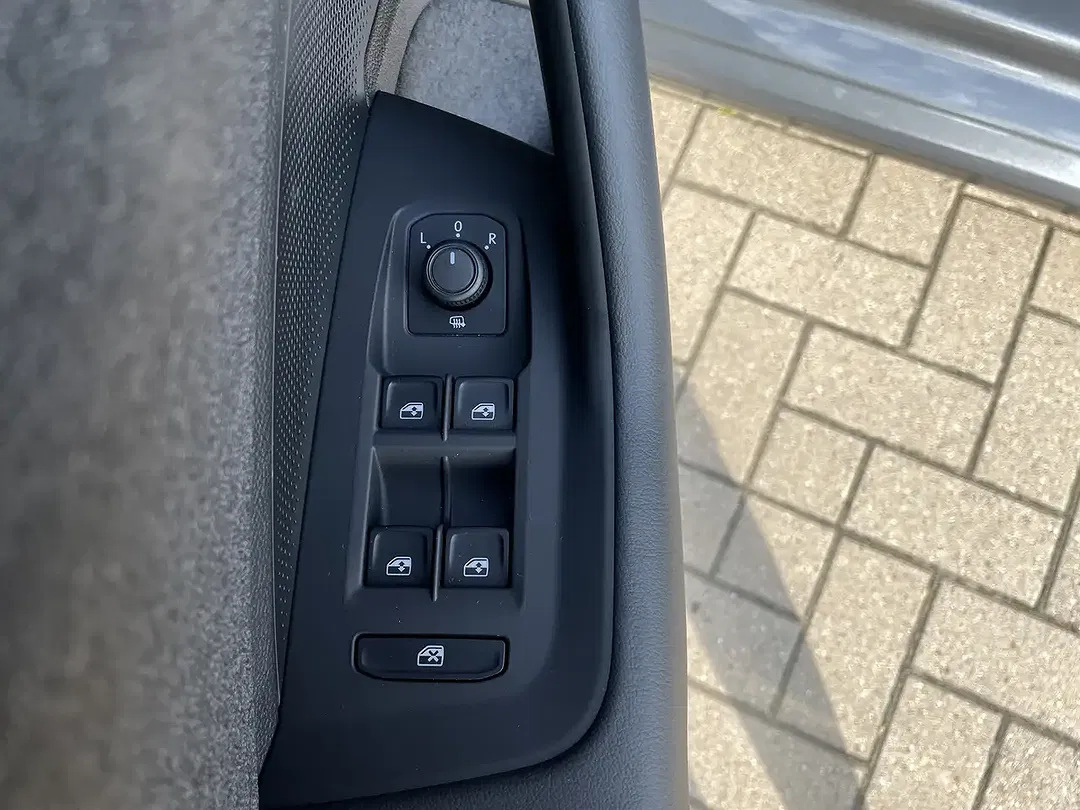 Volkswagen Passat Variant - Thumbnail 11