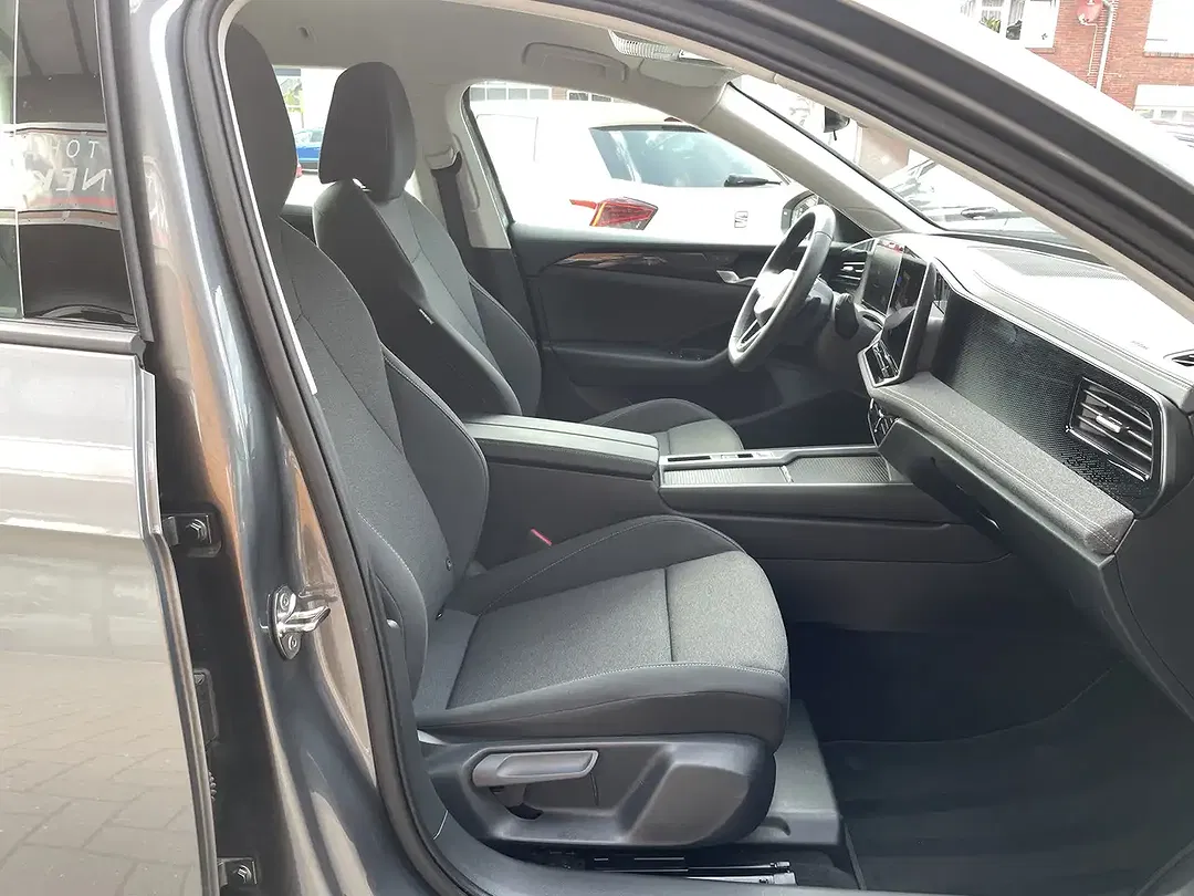 Volkswagen Passat Variant - Thumbnail 5
