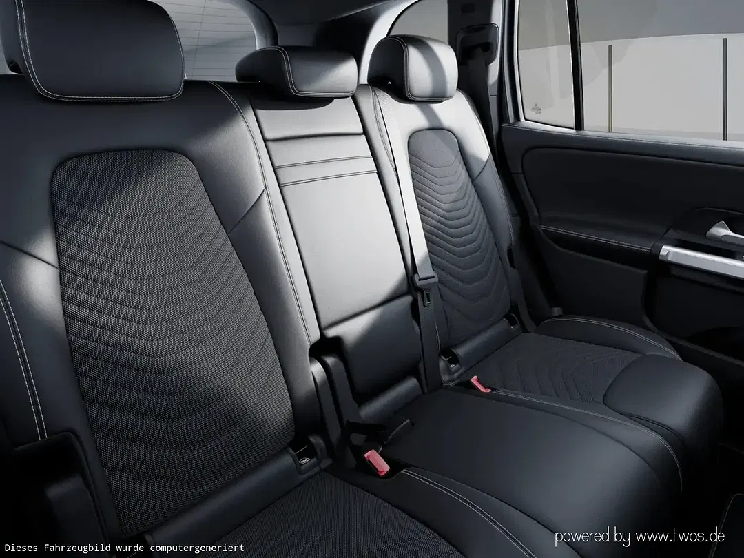 Mercedes-Benz GLB 200 - Thumbnail 7