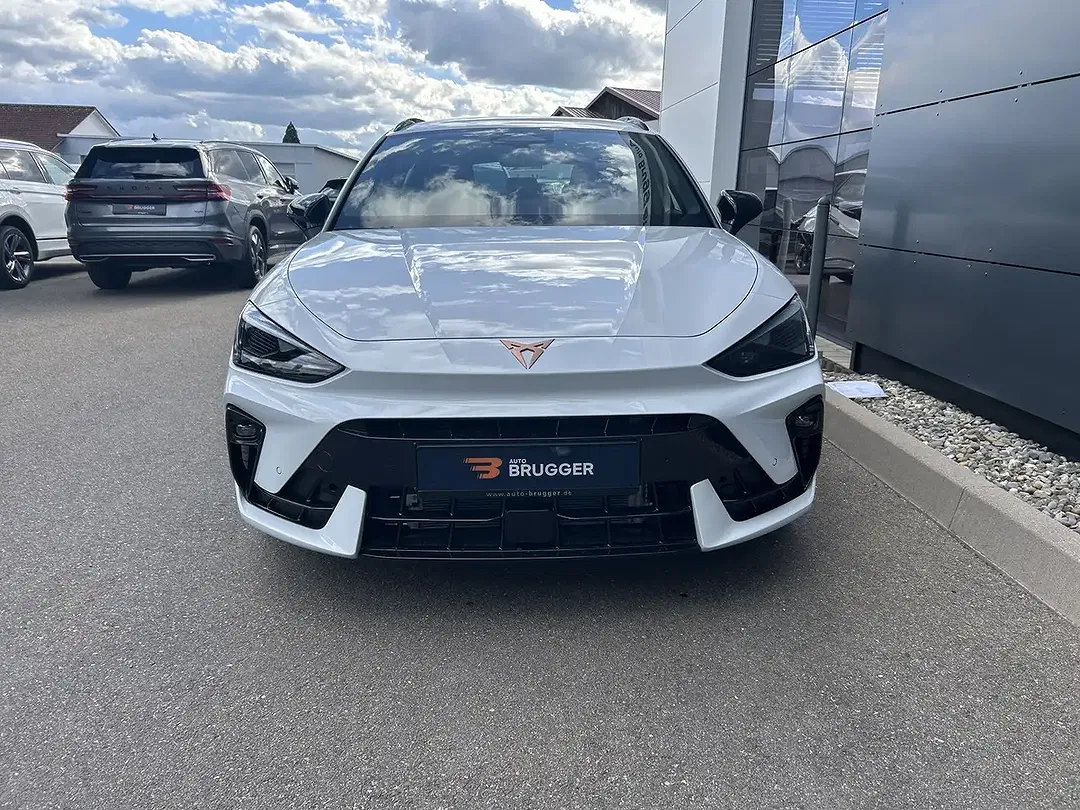 CUPRA Leon - Thumbnail 3