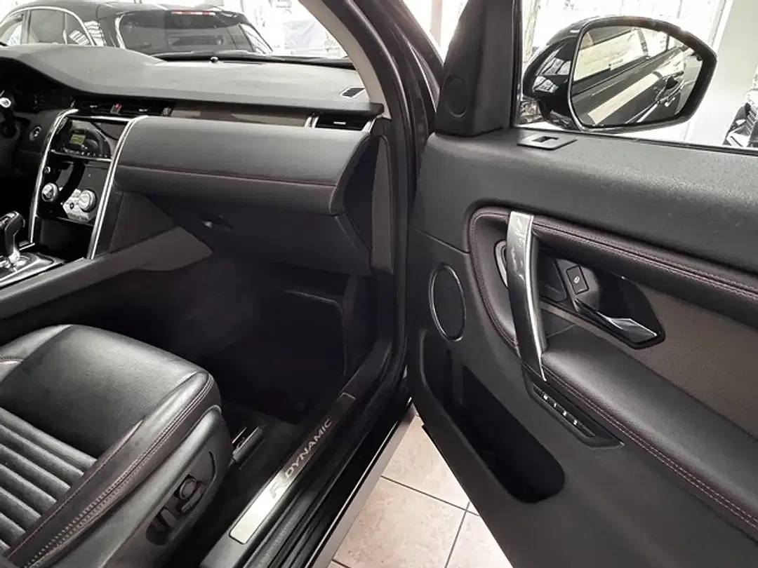 Land Rover Discovery Sport - Thumbnail 14