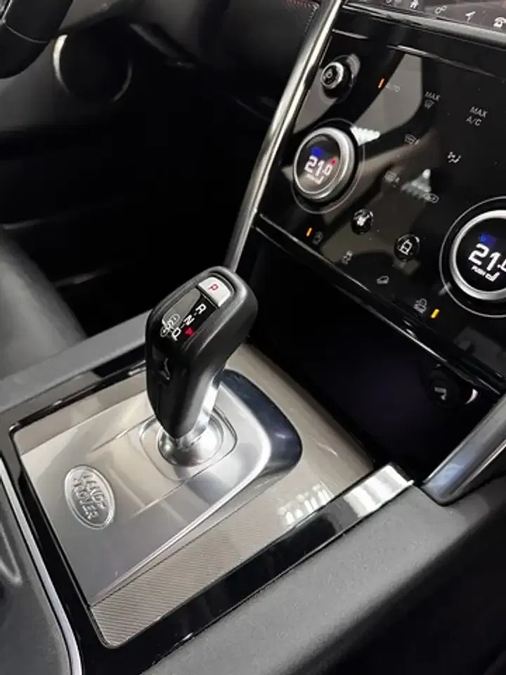 Land Rover Discovery Sport - Thumbnail 8