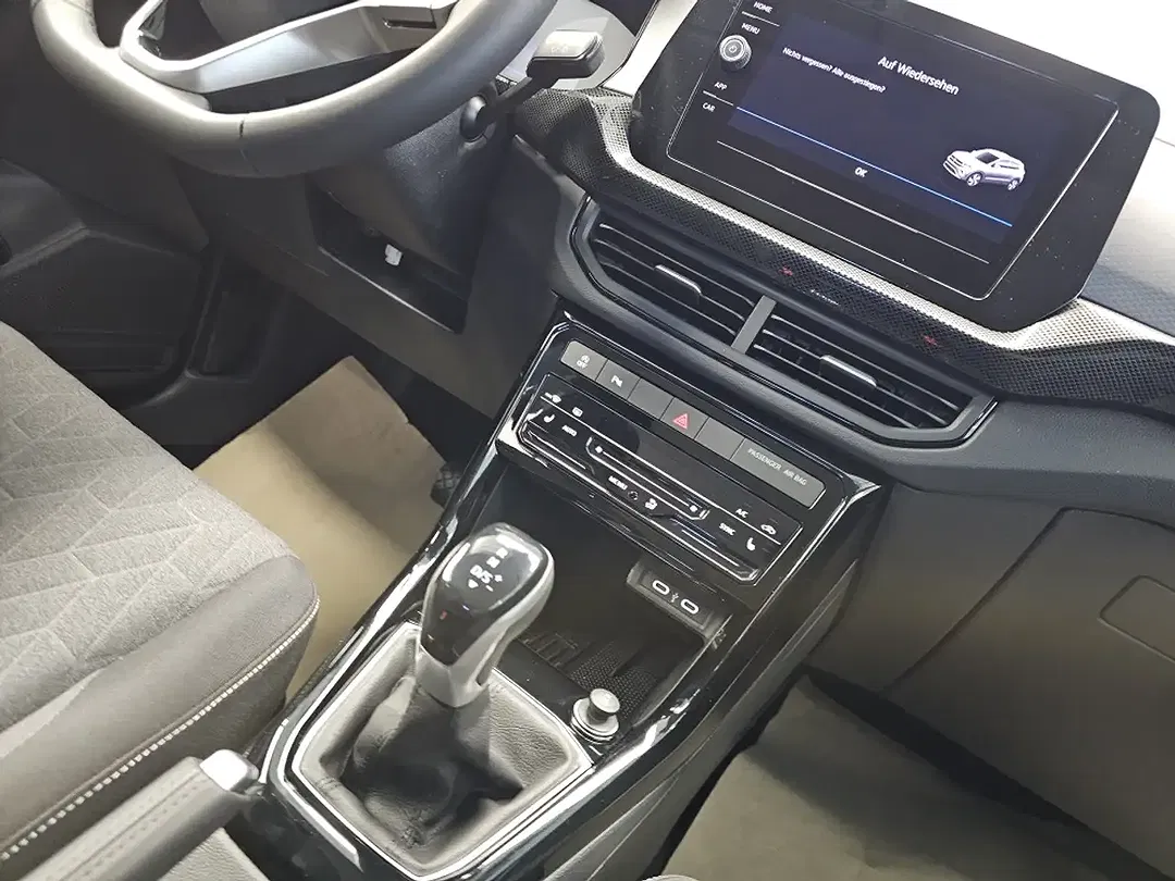 Volkswagen T-Cross - Thumbnail 11