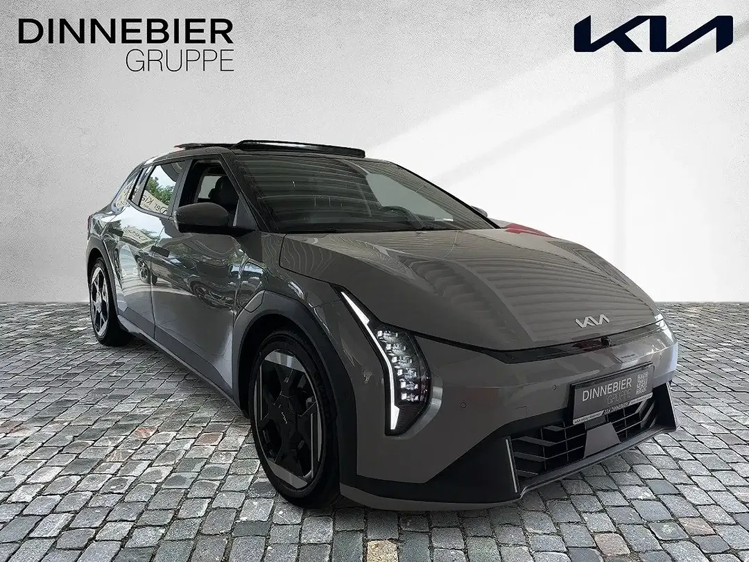 Kia EV4 - Thumbnail 7
