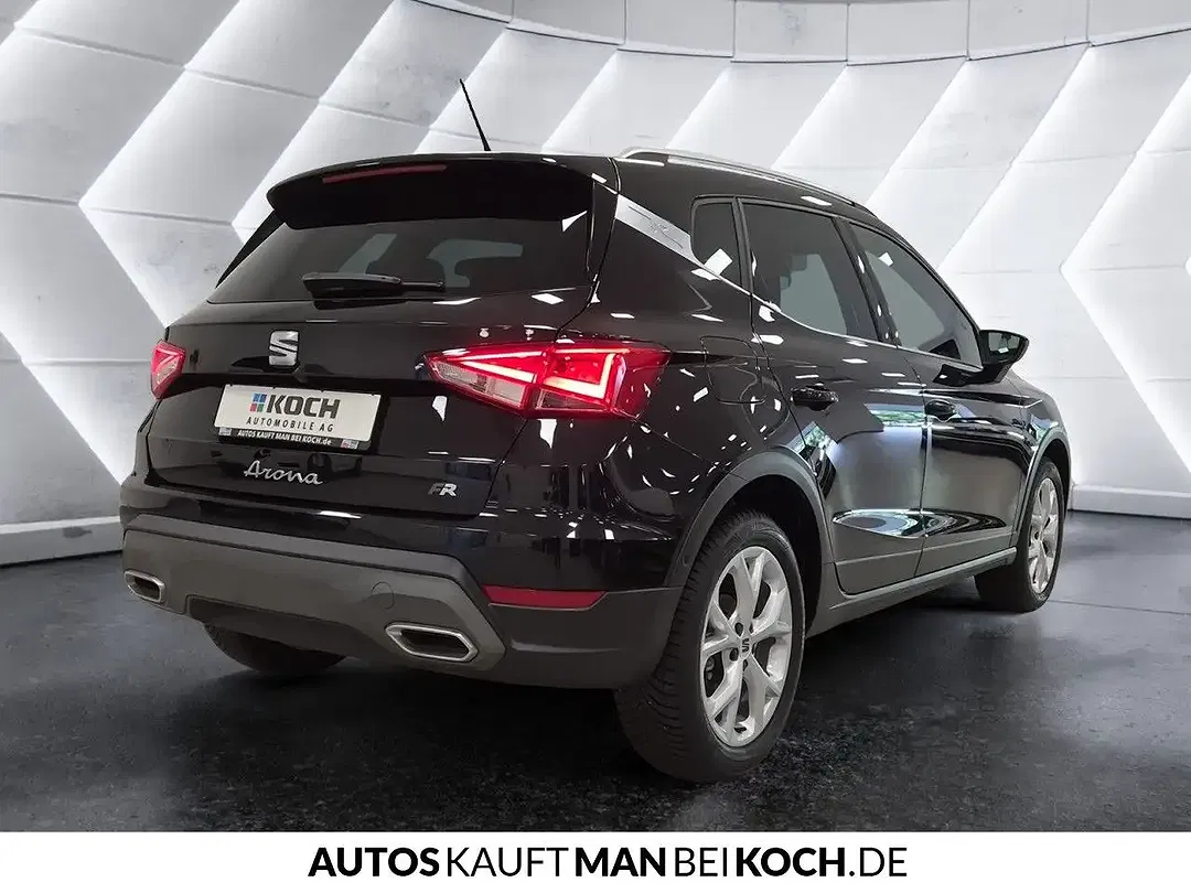 SEAT Arona - Thumbnail 3