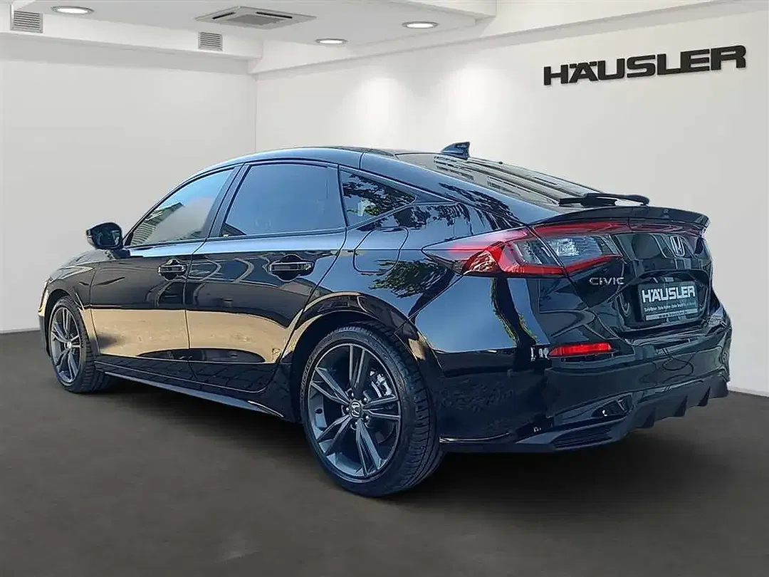 Honda Civic - Thumbnail 5